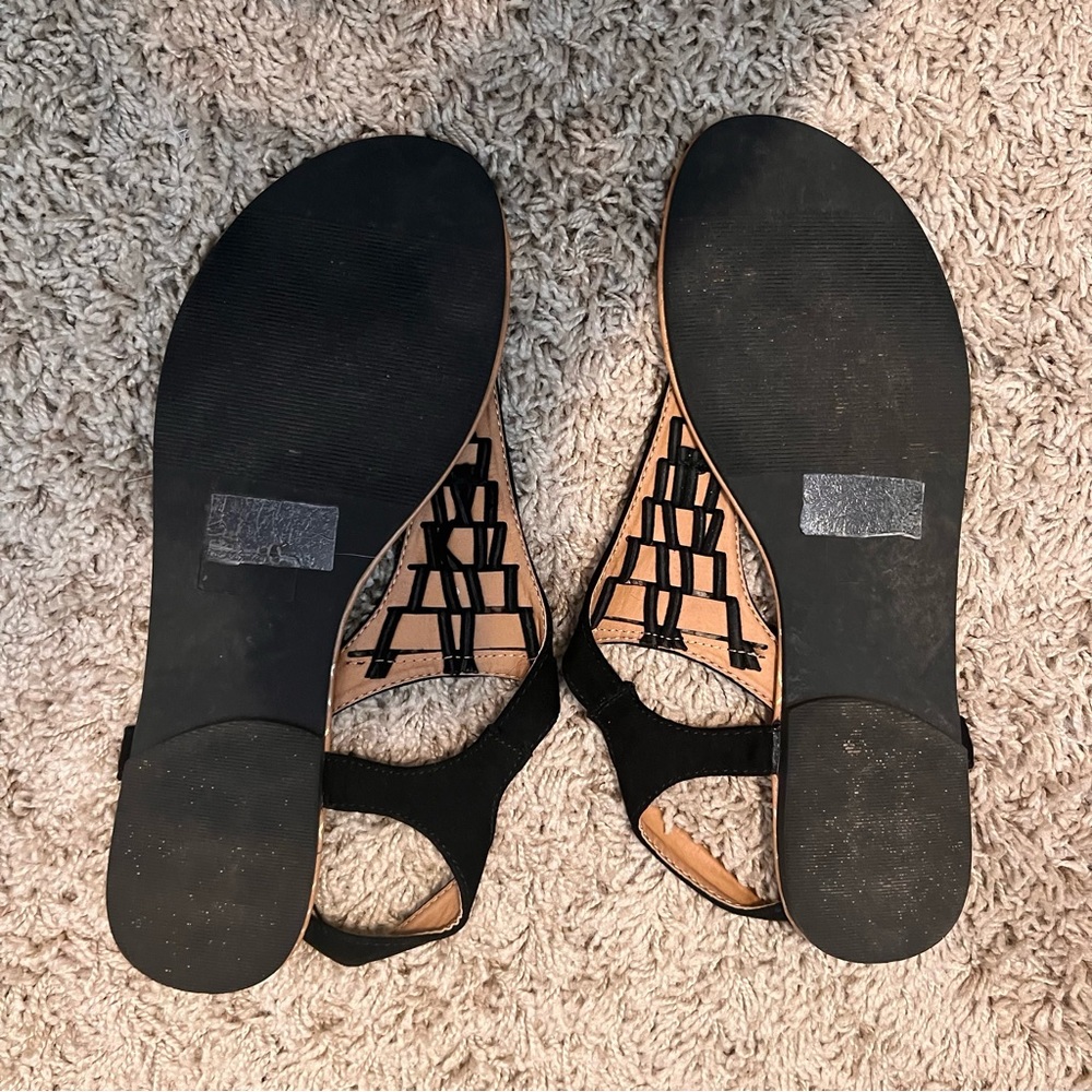 Sandals - Picture 3 of 3